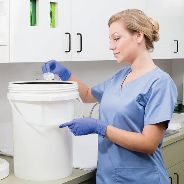 2.5 gallon Dental Amalgam Recycling Bucket  Curtis Bay Medical Waste –  Curtis Bay Medical Waste Services